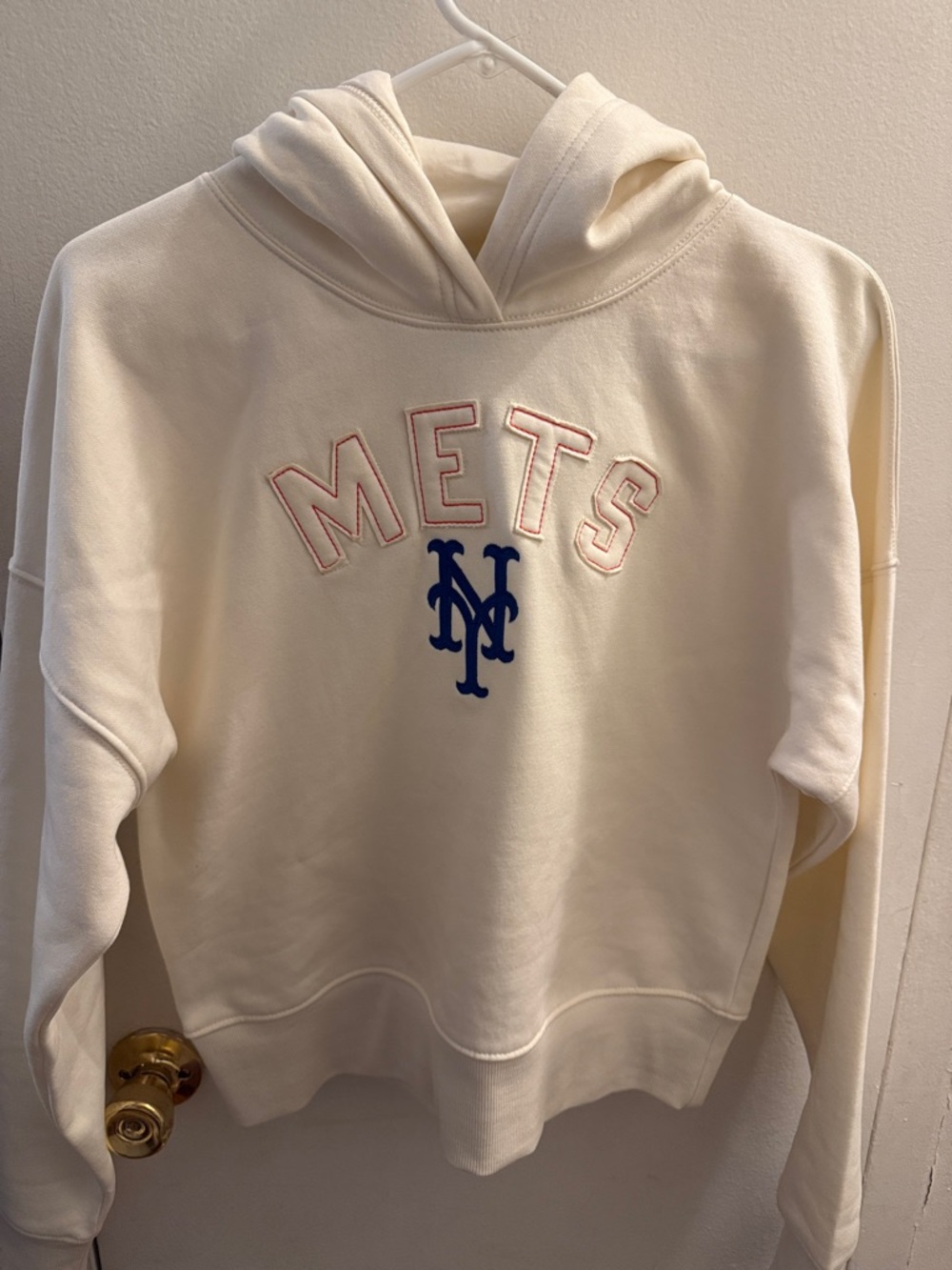Mets Embroidered Logo Cream Hoodie